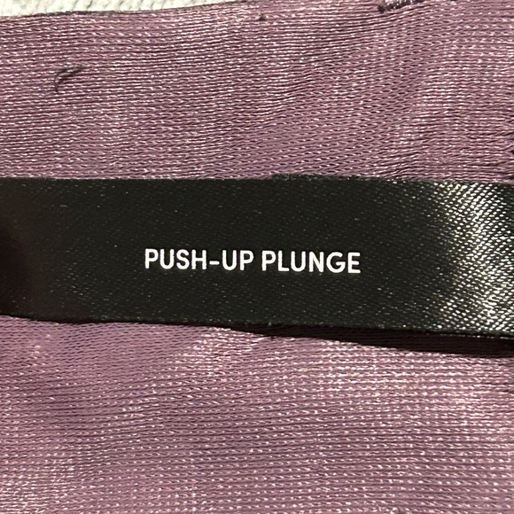 Torrid Lace Underwire Bra in Mauve - Picture 4 of 10